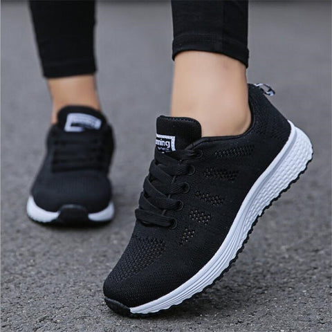 Breathable Walking Mesh Lace Up Flat Sneaker